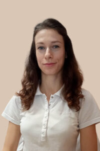 Voros Ildiko gyogytornasz Koroknai Medical Gyogytorna Szolgalat